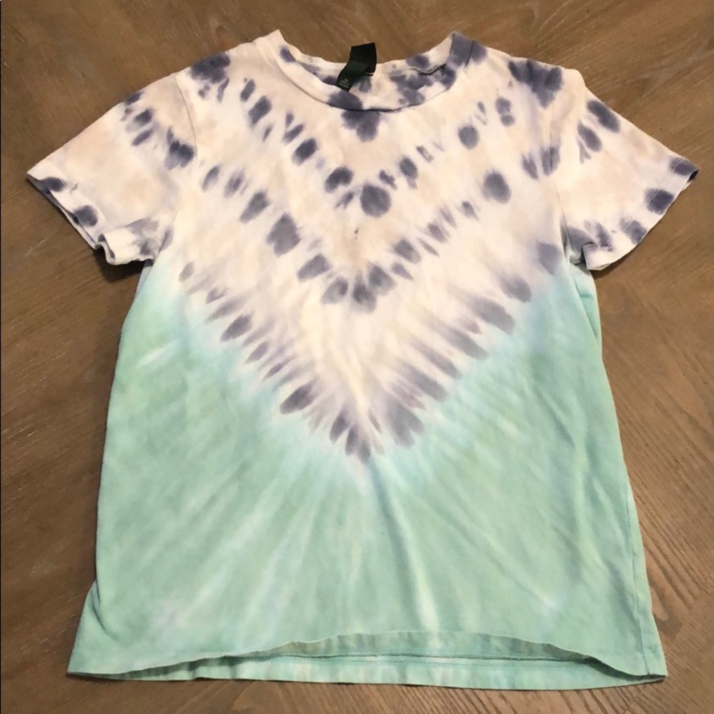 Wolf fable tie dye top
